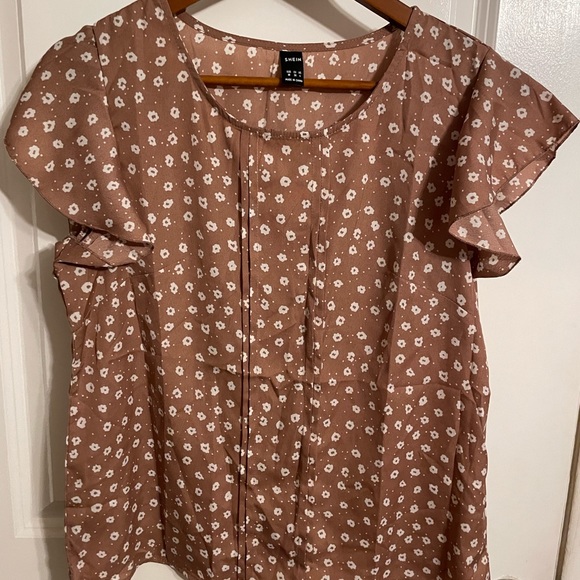 SHEIN Tops - Floral Top